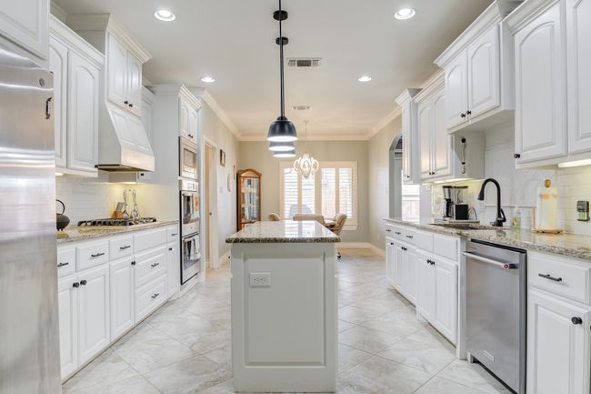 135 Berkshire Ave, House other with 4 bedrooms, 2 bathrooms and null parking in Wolfforth TX | Image 17
