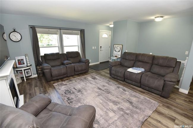 113 6 Th St E, House other with 5 bedrooms, 2 bathrooms and 4 parking in Nipawin SK | Image 6