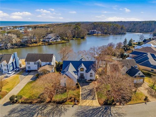 417 Croatan Hills Dr, Virginia Beach, VA, 23451-3684 | Card Image