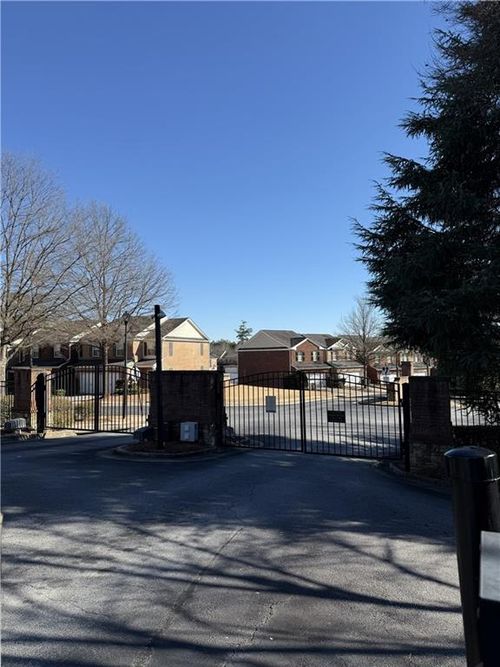 6271 Spring Knoll Ct, Tucker, GA, 30084-8626 | Card Image