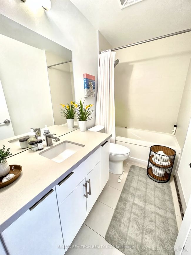 2003 - 8 Eglinton Ave E, Condo with 1 bedrooms, 1 bathrooms and null parking in Toronto ON | Image 4