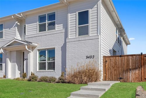 3432 Vista Highlands Ln, Fort Worth, TX, 76135-2100 | Card Image