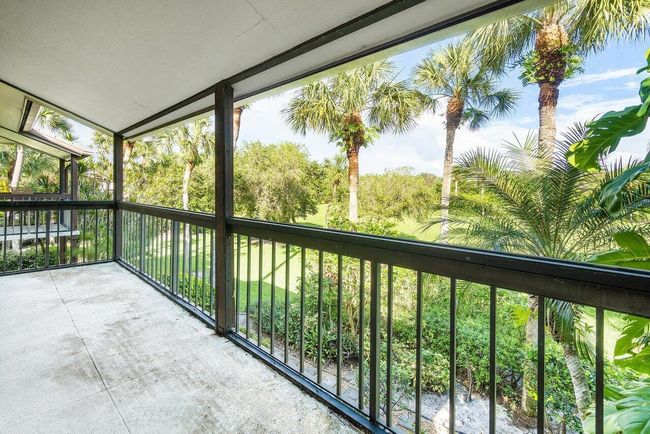 304305 - 13334 Polo Club Road, Condo with 2 bedrooms, 2 bathrooms and null parking in Wellington FL | Image 30