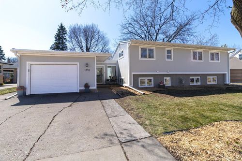 1440 Belmont Ln W, Roseville, MN, 55113-5844 | Card Image