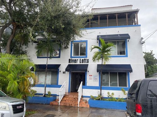 apt-204-1021 Nw 3rd St, Miami, FL, 33128-1194 | Card Image