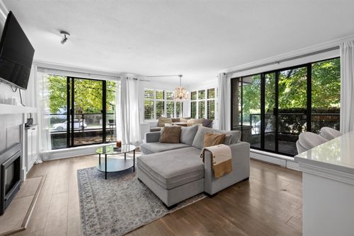 101-1702 Chesterfield Ave, North Vancouver, BC, V7M2P1 | Card Image