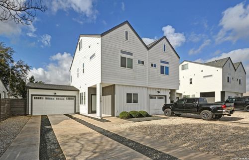 b-1405 Casey St, Austin, TX, 78745-1070 | Card Image