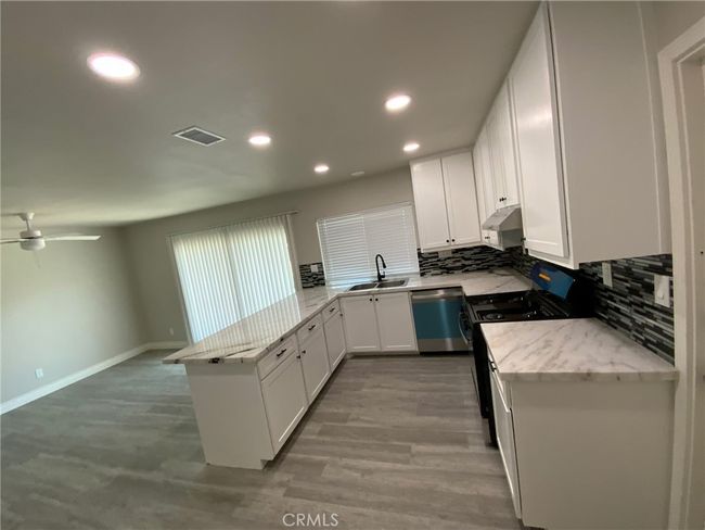 1421 Lanfair St, House other with 4 bedrooms, 2 bathrooms and 2 parking in Redlands CA | Image 6