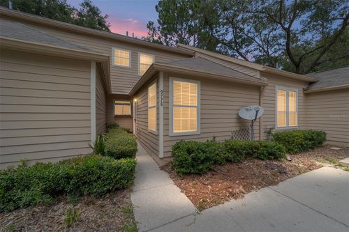 9778 52nd Ln, GAINESVILLE, FL, 32608-4150 | Card Image