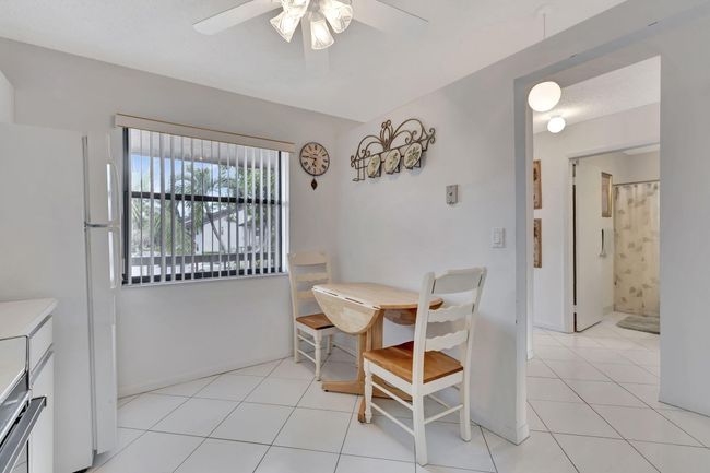 APT-201 - 7618 Tahiti Ln, Condo with 3 bedrooms, 2 bathrooms and null parking in Lake Worth FL | Image 11