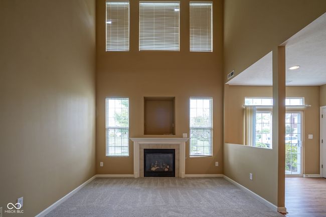 10944 Perry Pear Dr, Condo with 2 bedrooms, 3 bathrooms and null parking in Zionsville IN | Image 9