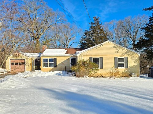 37 Riverview Dr, Ashland, MA, 01721-1631 | Card Image