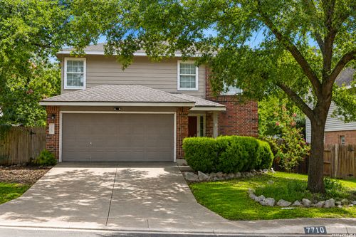 7710 Fallen Pne, Converse, TX, 78109-2423 | Card Image