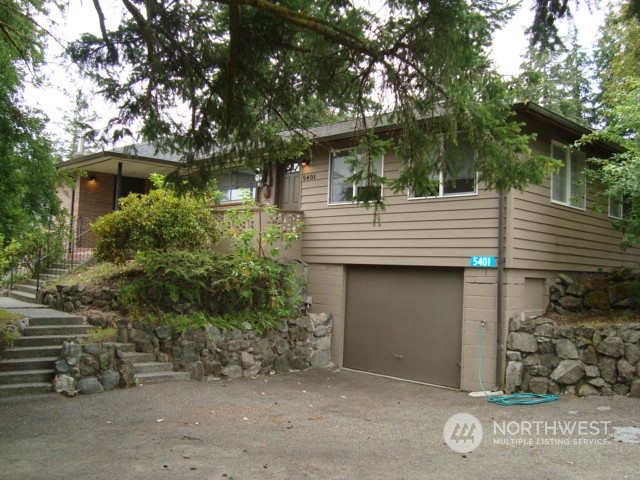 Harlow Dr, Bremerton, WA 98312