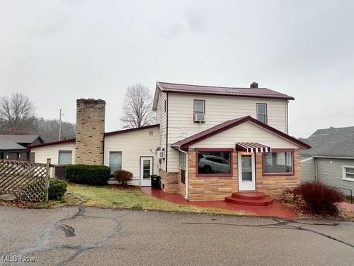 8 S Ohio Street, Dellroy, OH, 44620 | Card Image