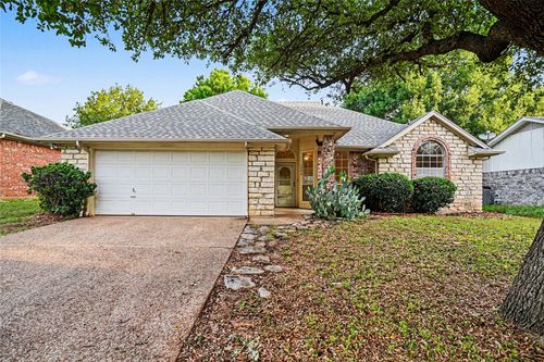 1504 Clover Ln, Granbury, TX, 76048-2701 | Card Image