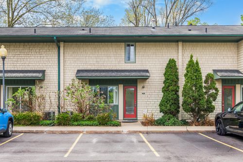 1795 Hideaway Ln, Ann Arbor, MI, 48105-2269 | Card Image