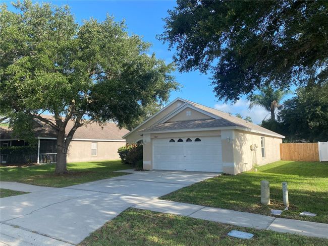 32115 Cypress Valley Drive, House other with 3 bedrooms, 2 bathrooms and null parking in Wesley Chapel FL | Image 3