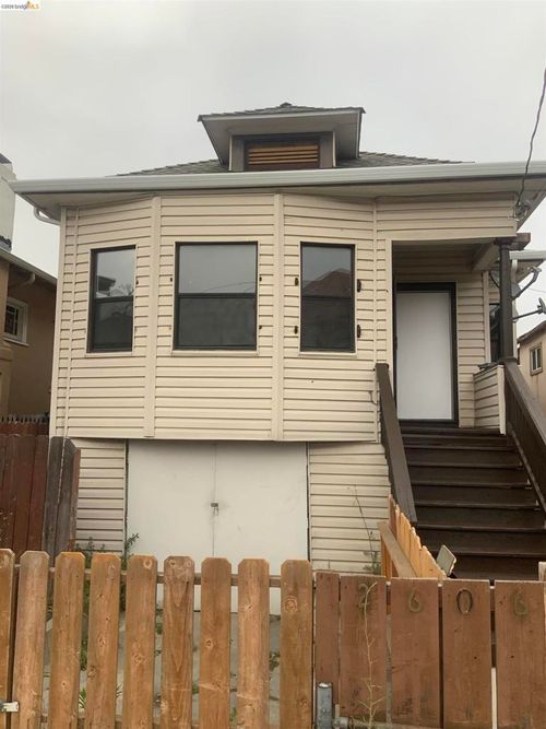 2606 E 20th St, Oakland, CA, 94601 | Card Image