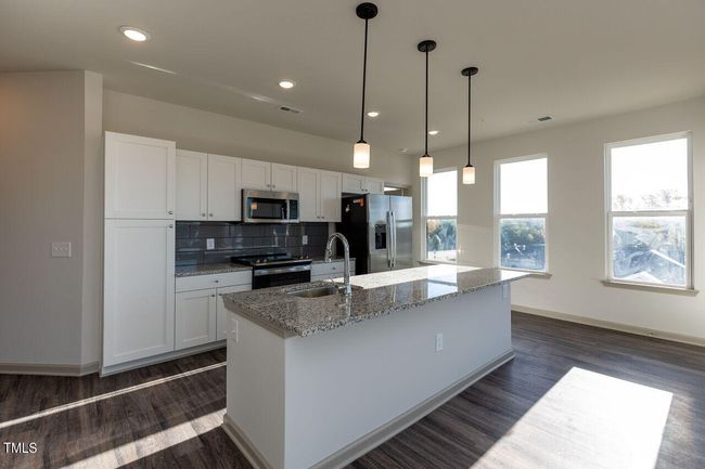006-1280x960-kitchen-dining | Image 6