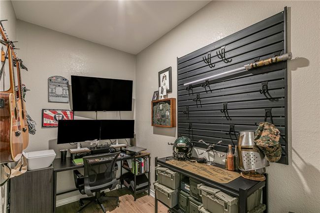 1973 Jackson Ln, House other with 3 bedrooms, 2 bathrooms and 2 parking in China Spring TX | Image 25