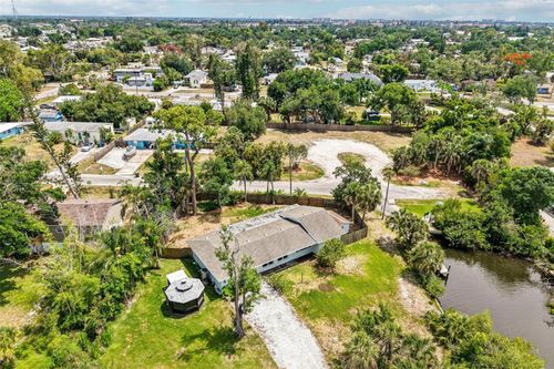 807 Lucille Ave, NOKOMIS, FL, 34275-2312 | Card Image