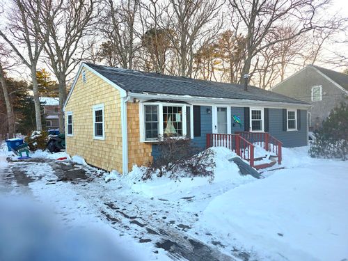 7 Yale Dr, East Falmouth, MA, 02536-6378 | Card Image