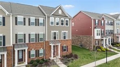 258 Venango Trl, Mars, PA, 16046-4061 | Card Image