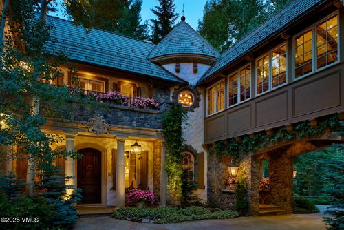 677 Pilgrim Dr, Edwards, CO, 81632-8007 | Card Image