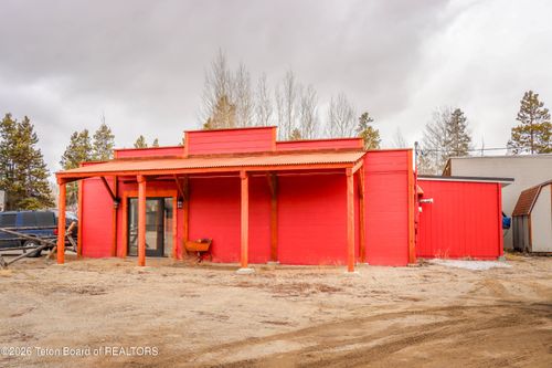 423B W Pine St, Pinedale, WY, 82941 | Card Image