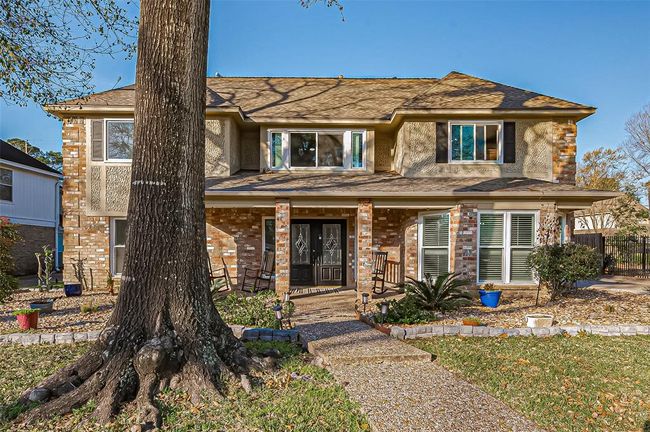 16119 Maplehurst Dr, House other with 5 bedrooms, 4 bathrooms and 2 parking in Spring TX | Image 4