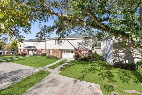 b-210 Hunt St., Belle Chasse, LA, 70037 | Card Image