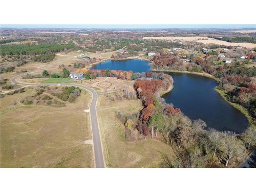 987 Moonglow Rd, HUDSON, WI, 54016-7306 | Card Image