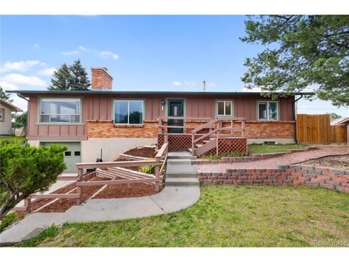 137 Mcshane Pl, Monument, CO, 80132-8162 | Card Image