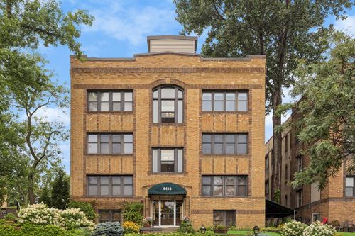 205-4418 W Lake Harriet Pkwy, Minneapolis, MN, 55410-1956 | Card Image