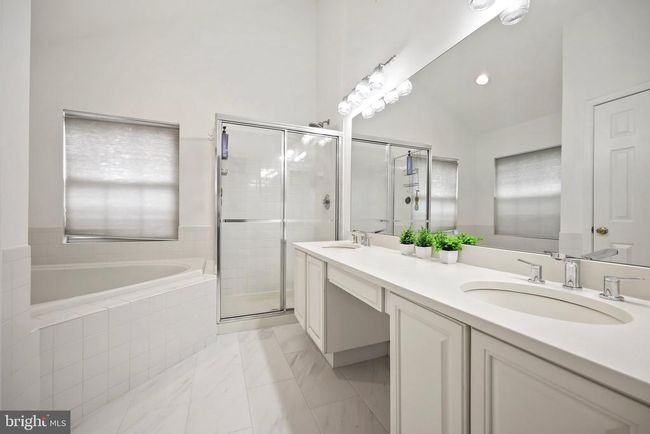 18 Navesink Dr, House other with 4 bedrooms, 3 bathrooms and null parking in Pennington NJ | Image 28