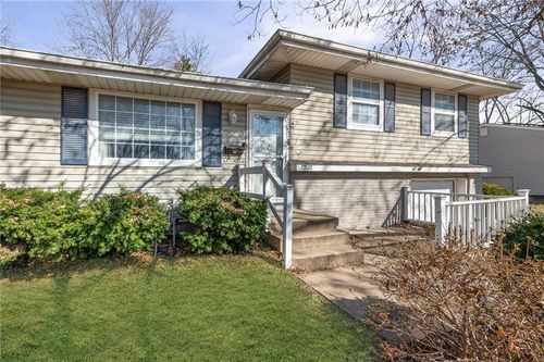 7932 Ne 53rd Ter, Kansas City, MO, 64119-4153 | Card Image