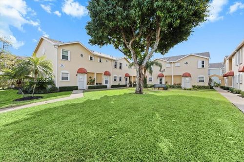 307 Waterside Dr, Hypoluxo, FL, 33462-6170 | Card Image