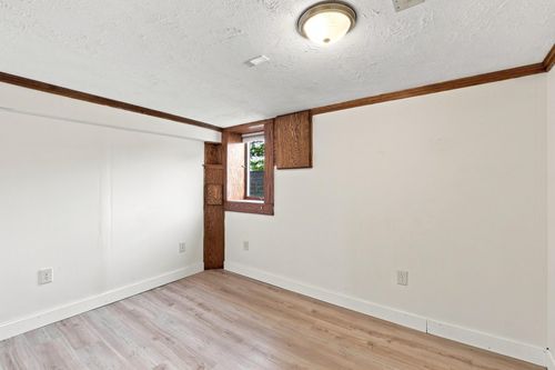 2841 36th Ave S, Minneapolis, MN, 55406-1713 | Card Image