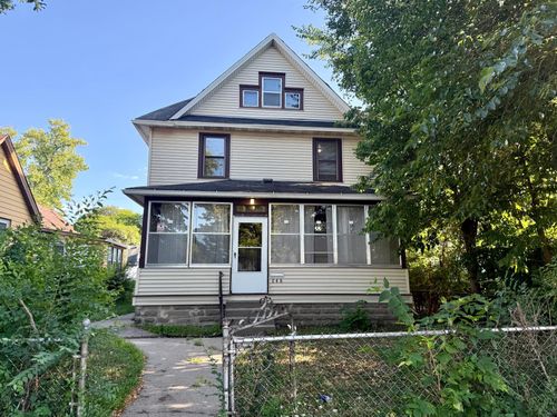 848 Beech St, Saint Paul, MN, 55106-4523 | Card Image