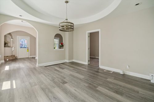 1428 S 34th St, Milwaukee, WI, 53215-1804 | Card Image