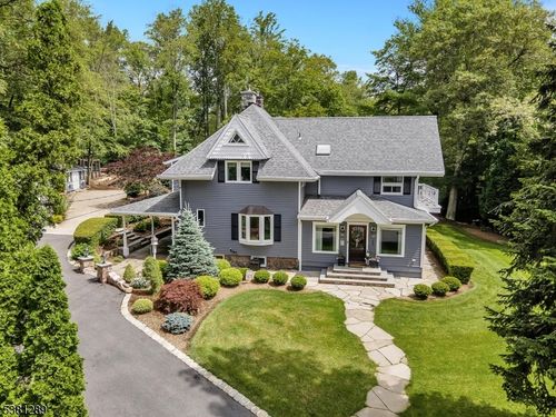 1 W Shore Rd, Bloomingdale, NJ, 07403-1418 | Card Image