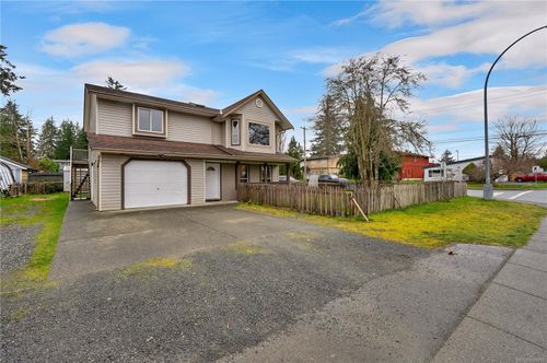 487 5th Ave, Campbell River, BC, V9W3X5 | Card Image