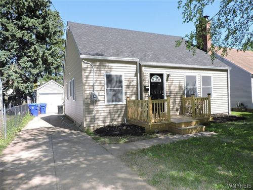 110 Onondaga Avenue, West Seneca, NY, 14220 | Card Image