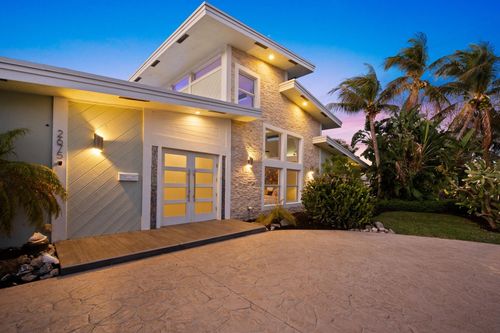 2675 Ne 24th St, Lighthouse Point, FL, 33064-8301 | Card Image