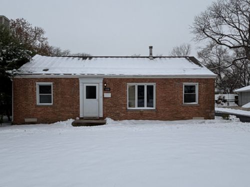 1110 S Gables Blvd, Wheaton, IL, 60189-6223 | Card Image