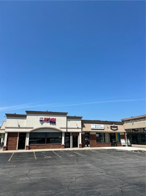 2848 W Ridge Rd, Greece, NY, 14626-1639 | Card Image