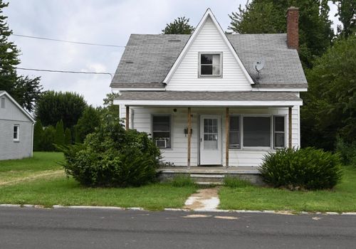 216 W Fairground Ave, Osgood, IN, 47037-1143 | Card Image
