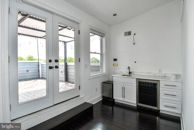 APT-3 - 719 12 Th St Se, Condo with 2 bedrooms, 3 bathrooms and null parking in WASHINGTON DC | Image 43