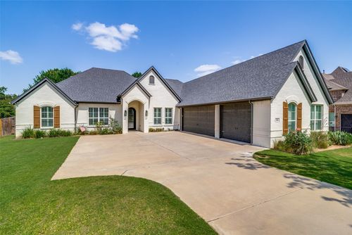 104 Falcon Crest Drive, Kennedale, TX, 76060 | Card Image